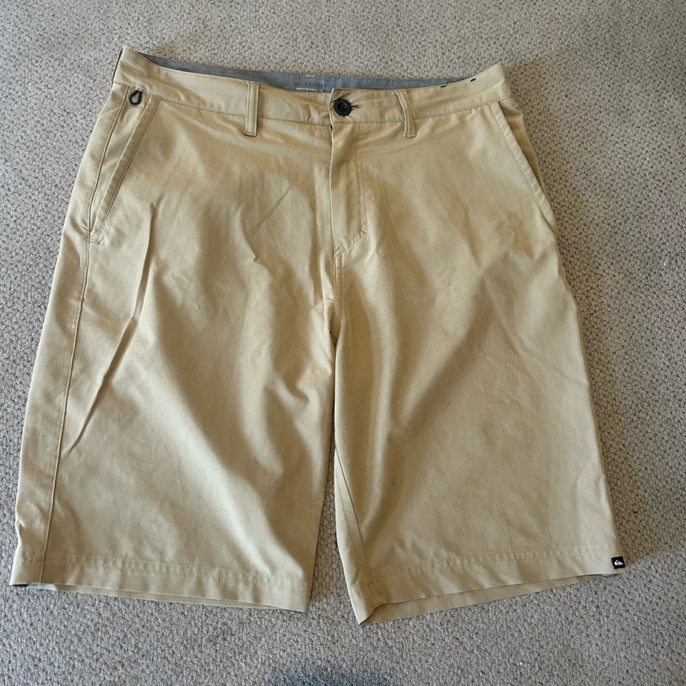 QuickSilver amphibian shorts 32”